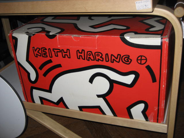 Haring Kieth, servies, IBM870=291205 bijSothebys