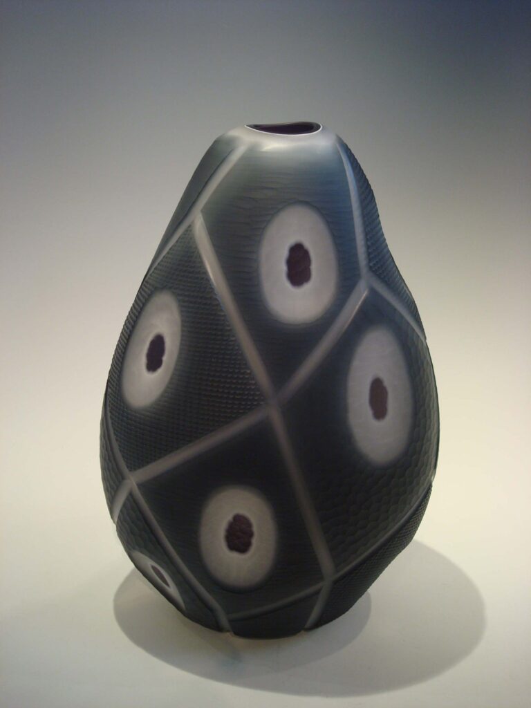 Ferrovasegrey2_compressed