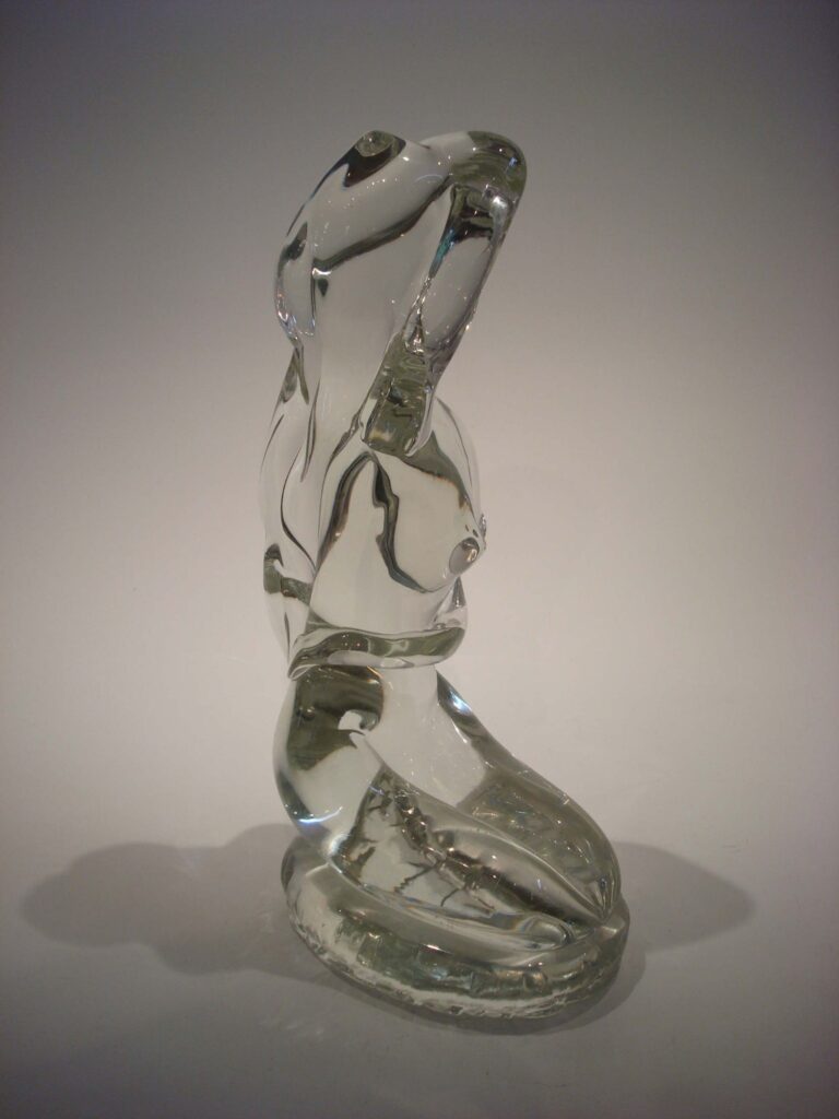 compressed_Nasonnaaktevrouwzittend1