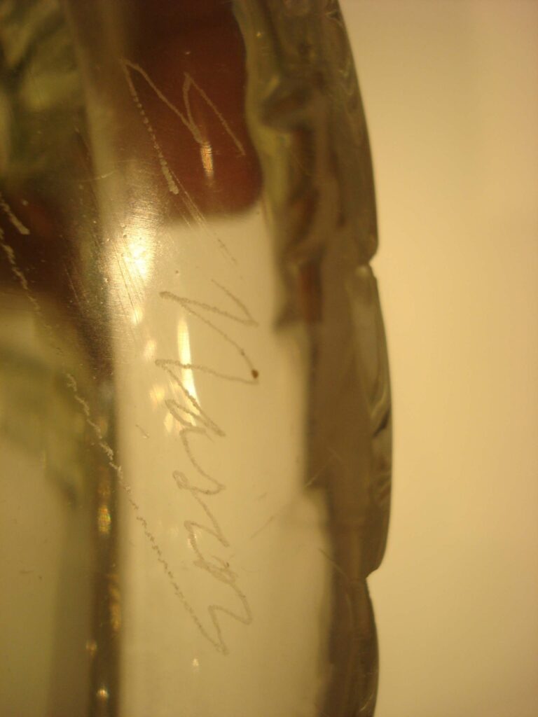 compressed_Nasonnaaktevrouwzittend3